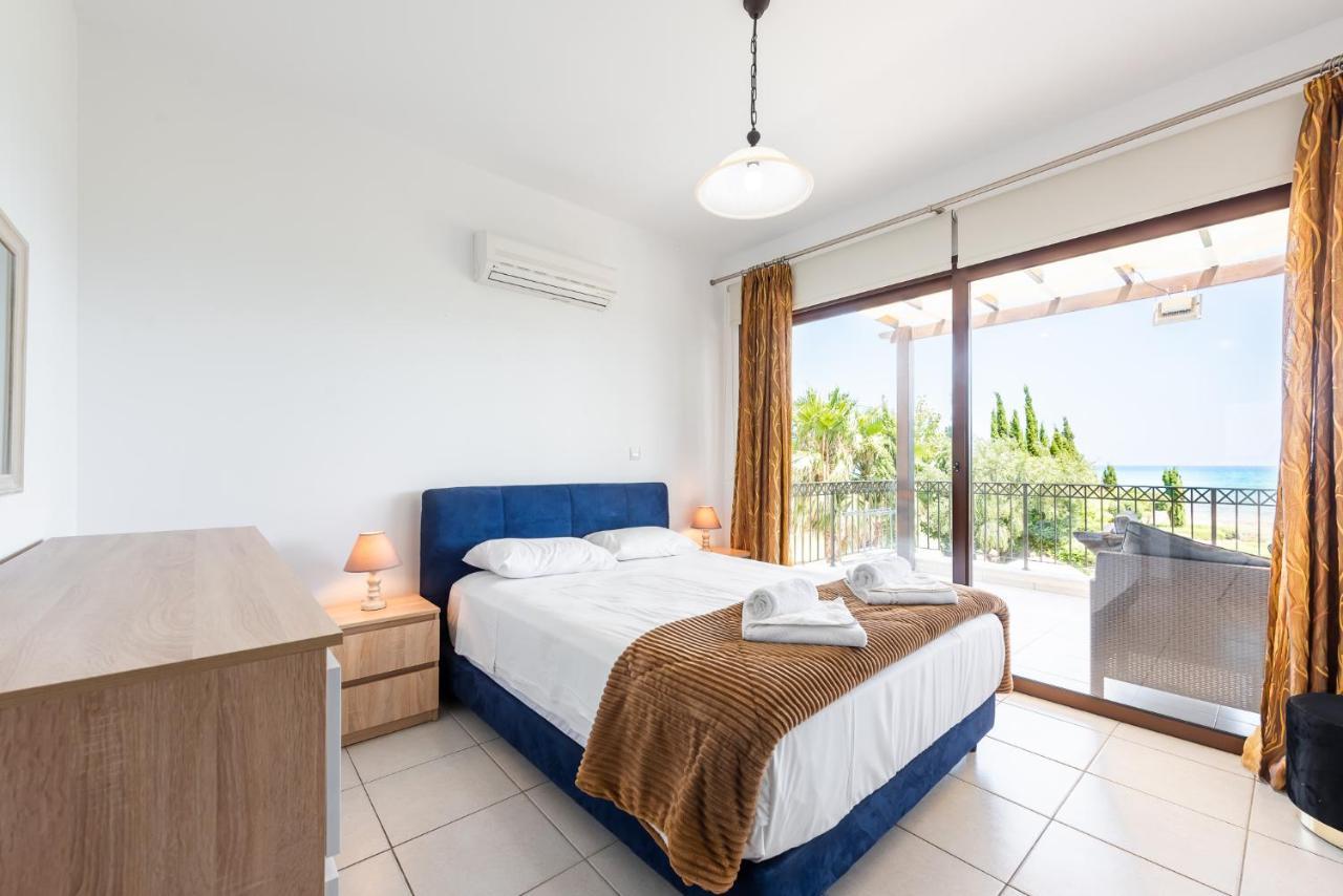 Sea Front Oceanus H3 By Ezoria Villas Agia Napa Exterior foto