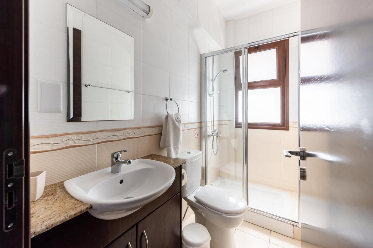 Sea Front Oceanus H3 By Ezoria Villas Agia Napa Exterior foto